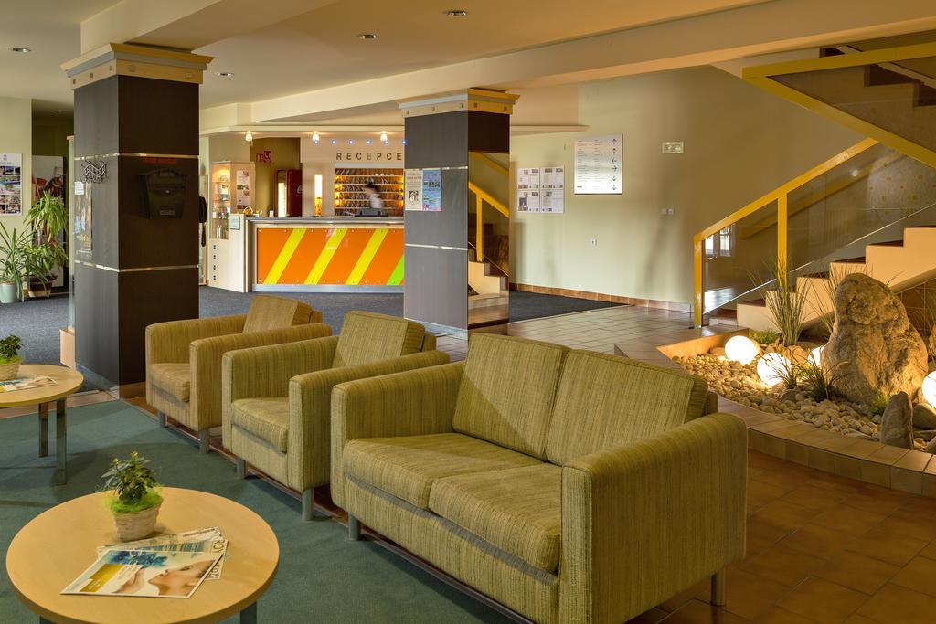 Wellness Hotel Diana Velké Losiny Esterno foto